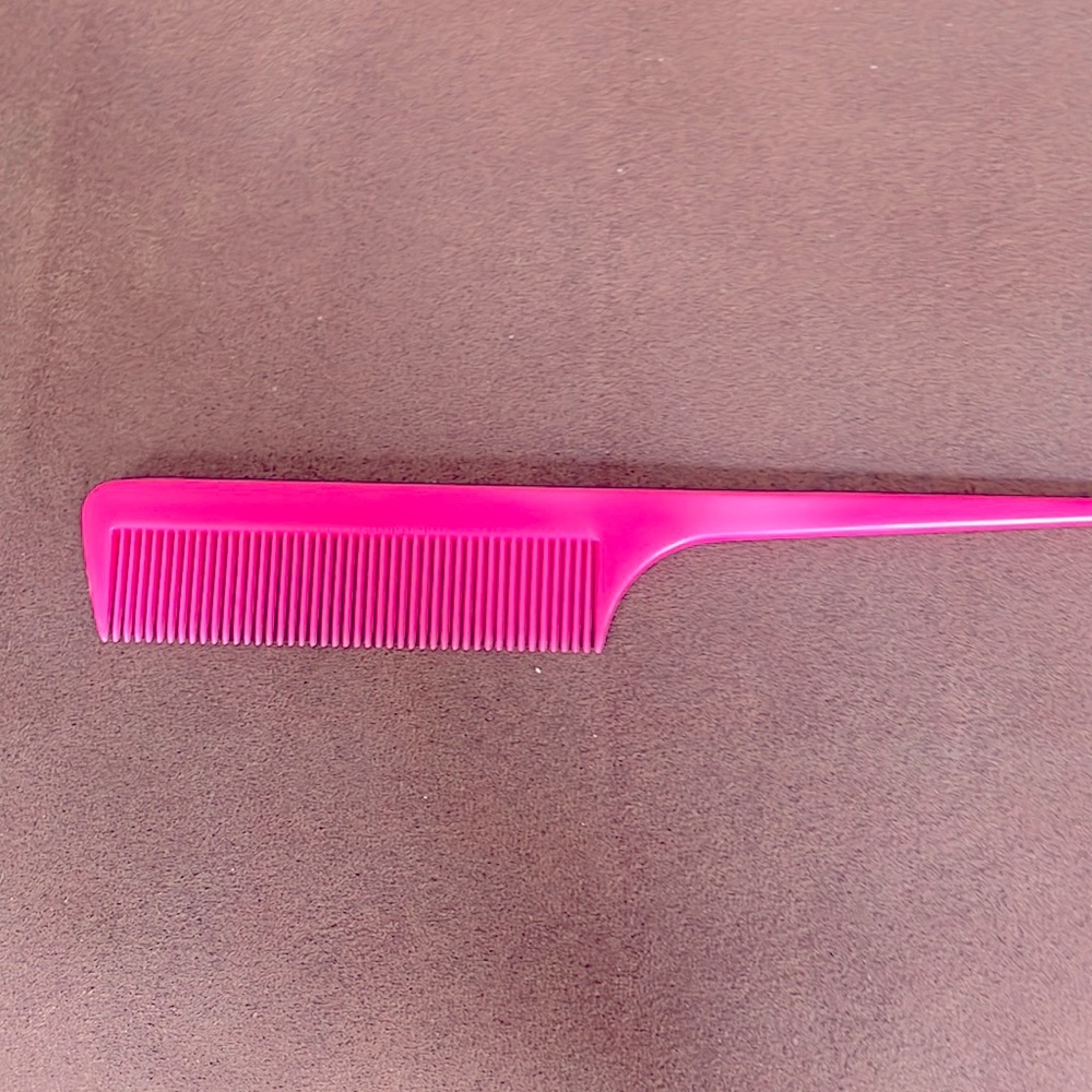 Pink comb